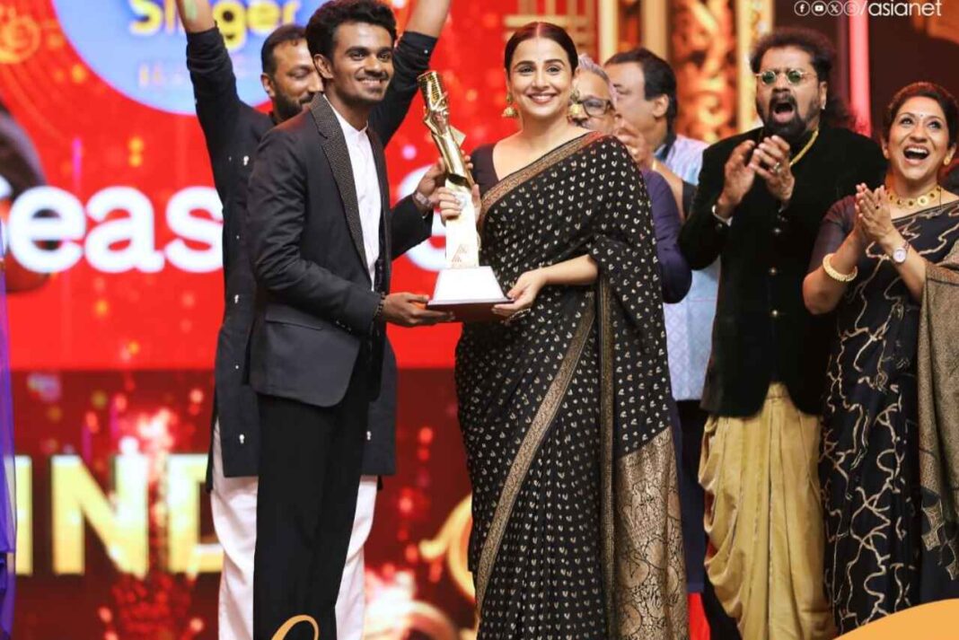 Aravindh crowned as the title winner of Star Singer season 9